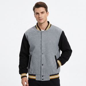 Veste universitaire grise pour homme, manches noires, col mandarin, boutonnage frontal, coupe droite décontractée, couleur unie, séchage rapide, respirante - Product Image 1