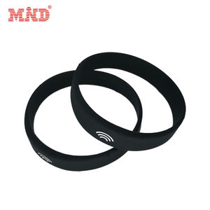 13.56Mhz 방수 <span class=keywords><strong>nfc</strong></span> 팔찌 <span class=keywords><strong>MIFARE</strong></span> <span class=keywords><strong>DESFire</strong></span> EV1 4K 조정 가능한 로고 인쇄 RFID 실리콘 손목 밴드 - Product Image 4