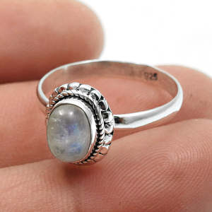 Natural <b>Labradorite</b> Gemstone <b>Ring</b> Made of 925 Sterling Silver Genuine Oval Cut Gemstone Classic Fine Jewelry In Bohemian Style - Product Image 4