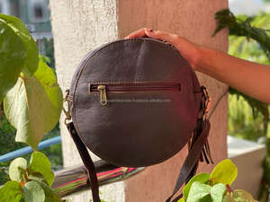 Meilleure vente en gros de produits Sac à main en cuir de vachette avec fourrure Sac à bandoulière pour femme Sac à main en fourrure véritable pour femmes - Product Image 6