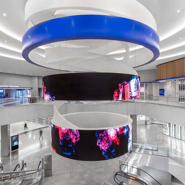 Hanging Installation Creative Flexible LED Screen P2.5 HD Soft Module Curved Display Panel with SDK for Wayfinding Subway Use
