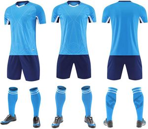 Ensemble d'uniformes de football personnalisés pour adultes 2026 – Maillot de football respirant à séchage rapide avec impression par transfert thermique, tenue d'équipe à manches courtes - Product Image 3