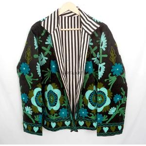 Chaqueta Cotrise Acolchada de Lujo, Bordada a Mano, 100% Algodón, con Detalles Florales Intrincados, Elegancia Atemporal, Otoño Invierno - Product Image 6