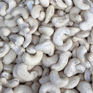 Vietnam Trusted Supplier Wholesale Cashew <b>Nuts</b> Raw Cashew <b>Nuts</b> Cashew <b>Nuts</b> Exported To Dubai, EU, Middle East - Product Image 1