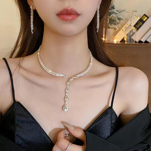 Collier de luxe unisexe en or blanc avec diamant rond taille brillant couleur D naturel certifié IGI, cadeau de mariage ou d'anniversaire, bijoux - Product Image 1