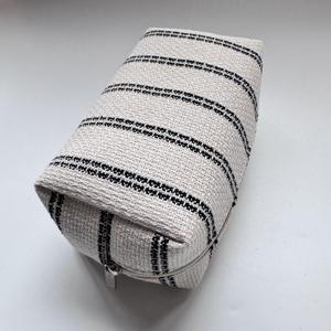 Bolsa de Viaje Cosmética de Yute Ecológica y Natural con Cierre, Organizador de Maquillaje - Product Image 5