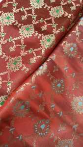 Tissu d'ameublement jacquard floral métallisé pour canapé, tissé - Product Image 4