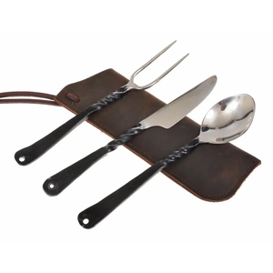 Ensemble de couverts médiévaux rustiques en métal pour la maison, la cuisine, l'hôtel, le restaurant, la restauration et les dîners en famille - Product Image 1