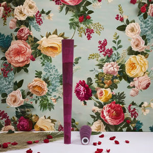 Cône pré-roulé en céramique blanche avec pointe en céramique, pétales de rose rouge biologiques, estampage à chaud fait main, tubes coniques pré-faits, qualité supérieure, boîte de 150 unités - Product Image 3