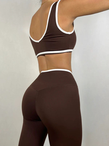 Ensemble de sport personnalisé pour femmes : soutien-gorge croisé et short taille haute push-up pour gym, course et yoga - Product Image 5