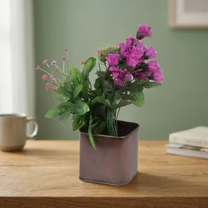 Pot de fleurs en métal chromé léger de style artisanal moderne et carré pour fleurs artificielles, décoration de bureau intérieure minimaliste - Product Image 1