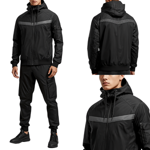 Survêtement coupe-vent en nylon Midnight Tech pour homme moderne, streetwear premium uni, respirant, séchage rapide, utilitaire et contemporain - Product Image 1