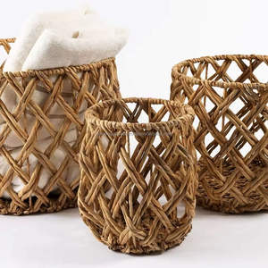 ตะกร้าหวายสานสวยงามจากธรรมชาติ ผลิตจากผักตบชวา ใช้จัดเก็บของในบ้าน ขายส่ง น้ำหนักเบา ทนทาน ผลิตในเวียดนาม - Product Image 6
