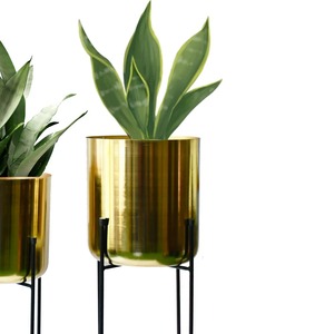 Jardinière en métal gravée, pot de fleurs décoratif artistique, pour l'intérieur et l'extérieur, pour la maison, le balcon, le salon, le bureau - Product Image 6