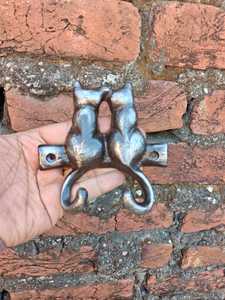 Antique Style <b>Cast</b> Iron Cat Wall Hooks Decorative Double Coat Hook Vintage Metal Animal Hanger for Keys Towels Bags Home Decor - Product Image 3