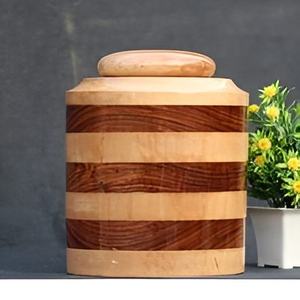 Urna Funeraria de Madera Hecha a Mano, Diseño Rústico Cilíndrico, Madera Natural Pulida, Recipiente Conmemorativo para Cenizas de Adultos, Exhibición Artística - Product Image 4