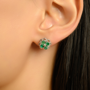 Pendientes de Plata de Ley 925 con Cierre a Presión, Hermosos y Delicados, con Esmeralda en Forma de Flor, en Oferta - Product Image 2