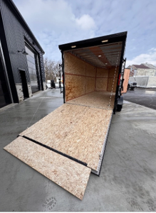 Remolque de Carga Cerrado de Aluminio Blackout 7x14 7FT INT de Alta Capacidad a Bajo Precio - Product Image 4