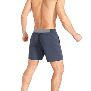 Pantalones Cortos Deportivos para Hombre, Diseño Moderno, Hechos a Medida, Patrón Sólido, Transpirables, Cintura Elástica, 100% Poliéster, Fabricados en Pakistán - Product Image 2