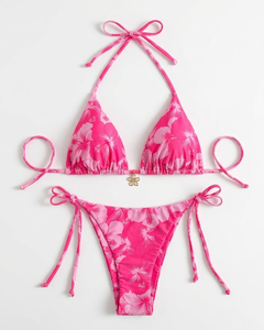 Conjunto de Bikini Premium de Nailon y Spandex de 220 GSM con Panel de Concha Teñido Pastel y Copas con Logotipo Personalizado por Transferencia Térmica para Mujer - Product Image 3
