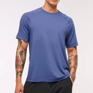 T-shirt Homme Slim Fit en Polyester Tricoté Extensible Léger pour la Gym et les Activités Sportives Séchage Rapide Impression Logo Personnalisé OEM ODM - Product Image 1