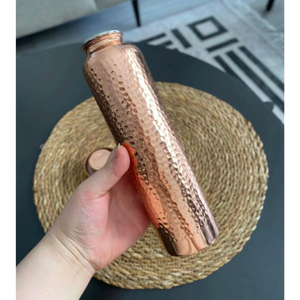 Botella de Agua Potable de Cobre de Alta Calidad, Diseño Martillado, Acabado Brillante, Ecológica, para Bebidas al Aire Libre - Product Image 1