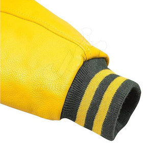 Vestes de sport de qualité supérieure fabriquées au Pakistan, service OEM, tissu de haute qualité avec coupe confortable - Product Image 5