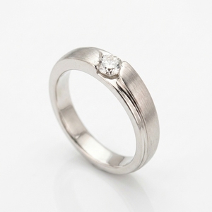 แหวนเพชรทองคำขาว 9K พรีเมียม รับรองโดย IGI เครื่องประดับหรูหราสำหรับงานแต่งงาน งานหมั้น งานเลี้ยง และเป็นของขวัญสำหรับทุกเพศ - Product Image 3