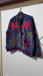 Abrigo azul y chaqueta de terciopelo bordada a mano, estilo bohemio Suzani, diseño de pájaro - Product Image 2