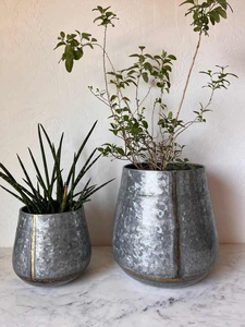 Macetas de metal de hierro antiguas hechas a mano Macetas al por mayor de nuevo diseño para decoración de jardín de lujo - Product Image 2