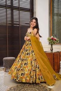 Presenta Esta impresionante y hermosa colección de Ropa Étnica con estampado digital - Product Image 5
