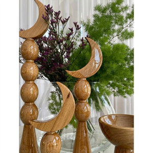 Ensemble de sculptures en bois laqué en forme de croissant de lune, sphères empilées lisses et bases coniques pour un intérieur moderne et sophistiqué - Product Image 6