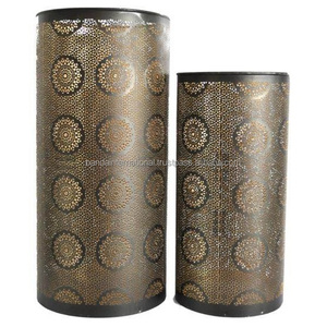 ชุดเชิงเทียนเหล็กทรงกลมสำหรับตกแต่งบ้าน2ชิ้นพร้อมที่จับภายในเคลือบด้วยผงสีดำและด้านนอก - Product Image 4