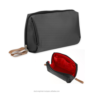 Pochette organisateur cosmétique de marque privée de grande capacité personnalisée en usine maquillage suspendu pour sacs de voyage de toilette fabriqués au Vietnam - Product Image 5