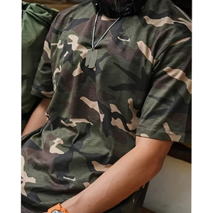 เสื้อยืดแขนสั้นลายพรางพรีเมียมสำหรับผู้ชาย กันน้ำ กันลม พิมพ์ลาย ใส่ได้ในฤดูหนาว มีโลโก้ด้านหน้า ผลิตในประเทศปากีสถาน - Product Image 3