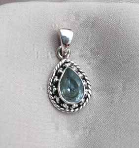 Pendentif Topaze Bleue en Argent Sterling 925, Bijou Fait Main pour Femme et Homme, Collier Unique en Pierre Naturelle, Cadeau - Product Image 1