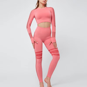 Conjunto Deportivo para Mujer, Leggings Largos sin Costuras de Color Sólido con Top Corto de Manga Larga y Cuello Alto, Ropa Deportiva Transpirable con Textura - Product Image 1
