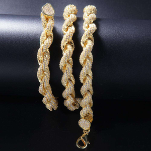 Collier chaîne en moissanite style cubain Iced Out, chaîne à maillons dorée, bijoux pour hommes Hip Hop Streetwear, idée cadeau de luxe et tendance - Product Image 3