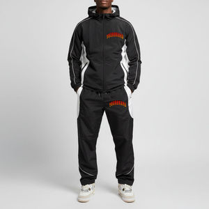 Ensemble de survêtement pour homme noir et blanc à capuche, coupe-vent, sportif, automne, polyester, deux pièces avec poches latérales - Product Image 2