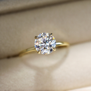 Bijoux de luxe personnalisés en or blanc 14 carats certifié, bague de mariage classique magnifique avec diamant radiant de 2 carats couleur D - Product Image 2
