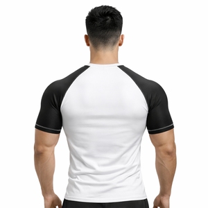Men's High Quality Breathable <b>Compression</b> <b>Shirt</b> with UPF50+ Spandex/Polyester Material Slim Fit for Gym Sports Wear - Product Image 3