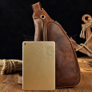 Sac banane zippé en cuir écologique pour femme - Léger et tendance pour le quotidien et la marche sportive 2026 - Product Image 4