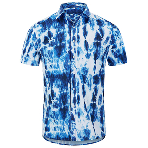 เสื้อเชิ้ตแขนสั้นสไตล์ฮาวายลายมัดย้อมสำหรับผู้ชาย สีน้ำเงินขาว ลำลอง ปกคอพับ ระบายอากาศได้ดี ผลิตจากโพลีเอสเตอร์ 100% เหมาะสำหรับใส่ในฤดูร้อน - Product Image 1