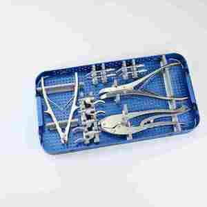 Instrumentos Quirúrgicos Ortopédicos Médicos a Precio de Fábrica, Instrumentos para Cirugía de Trauma, Juego de Instrumentos de Titanio con Cable de Blush Surgical - Product Image 1