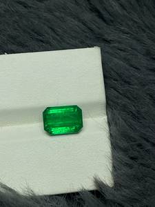 พลอยมรกตธรรมชาติสีเขียวมรกตตัด3.37ct หินหลวมสำหรับทำเครื่องประดับ - Product Image 1