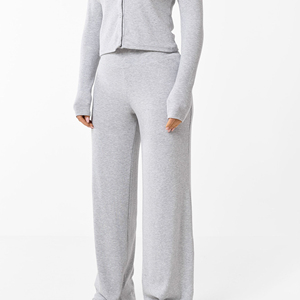 Pantalon de jogging décontracté pour femme, taille élastique ajustable, coupe droite, poches, motif uni, coupe ample pour l'automne - Product Image 1