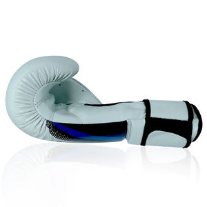 Vente Flash : Gants de Boxe Professionnels Personnalisés – Fabrication sur Mesure en Usine avec Logo Produit - Product Image 4