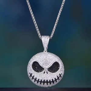 Pendentif unisexe plaqué or blanc avec accents inspirés des diamants, bijoux tendance hip-hop pour tous les jours et les soirées - Product Image 2