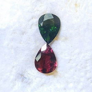Ensemble de 2 pierres précieuses de tourmaline naturelle zambienne calibrée, multicolores pastel, taille poire, 7x9 mm, 2,80 carats au total - Product Image 3