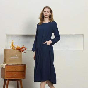 Robe maxi bleu marine premium à col rond et manches longues, style bohème, 100% lin, robe d'été décontractée pour femmes - Product Image 5